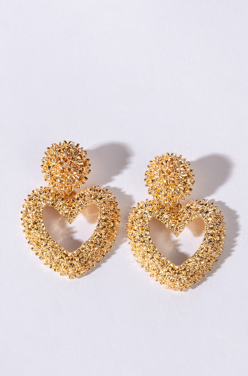 QUEEN OF HEARTS TEXTURED GOLD EARRINGS