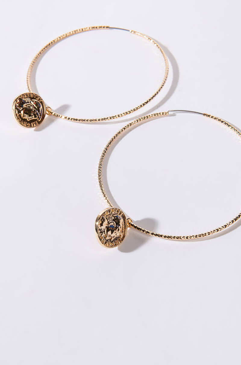 QUINN DANGLE HOOPS