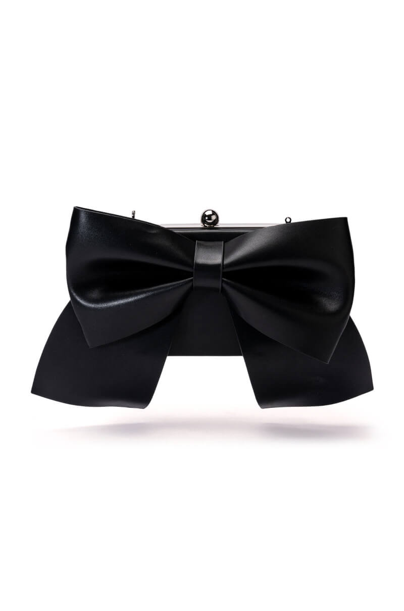 SITTING PRETTY FAUX LEATHER CLUTCH