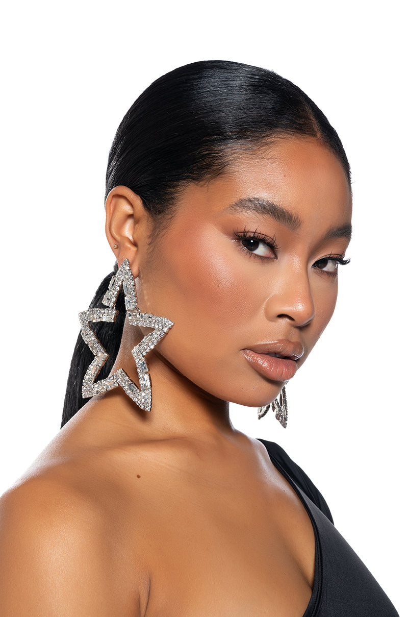 STAR POWER EARRING