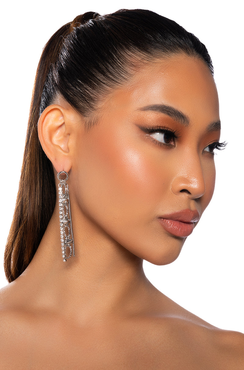 TELL ME ABOUT IT EARRING IN SILVER