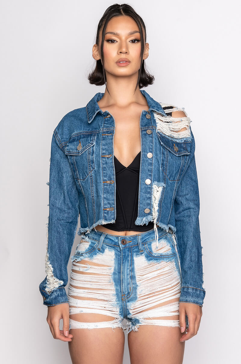 ULTRA DISTRESSED CROP DENIM JACKET
