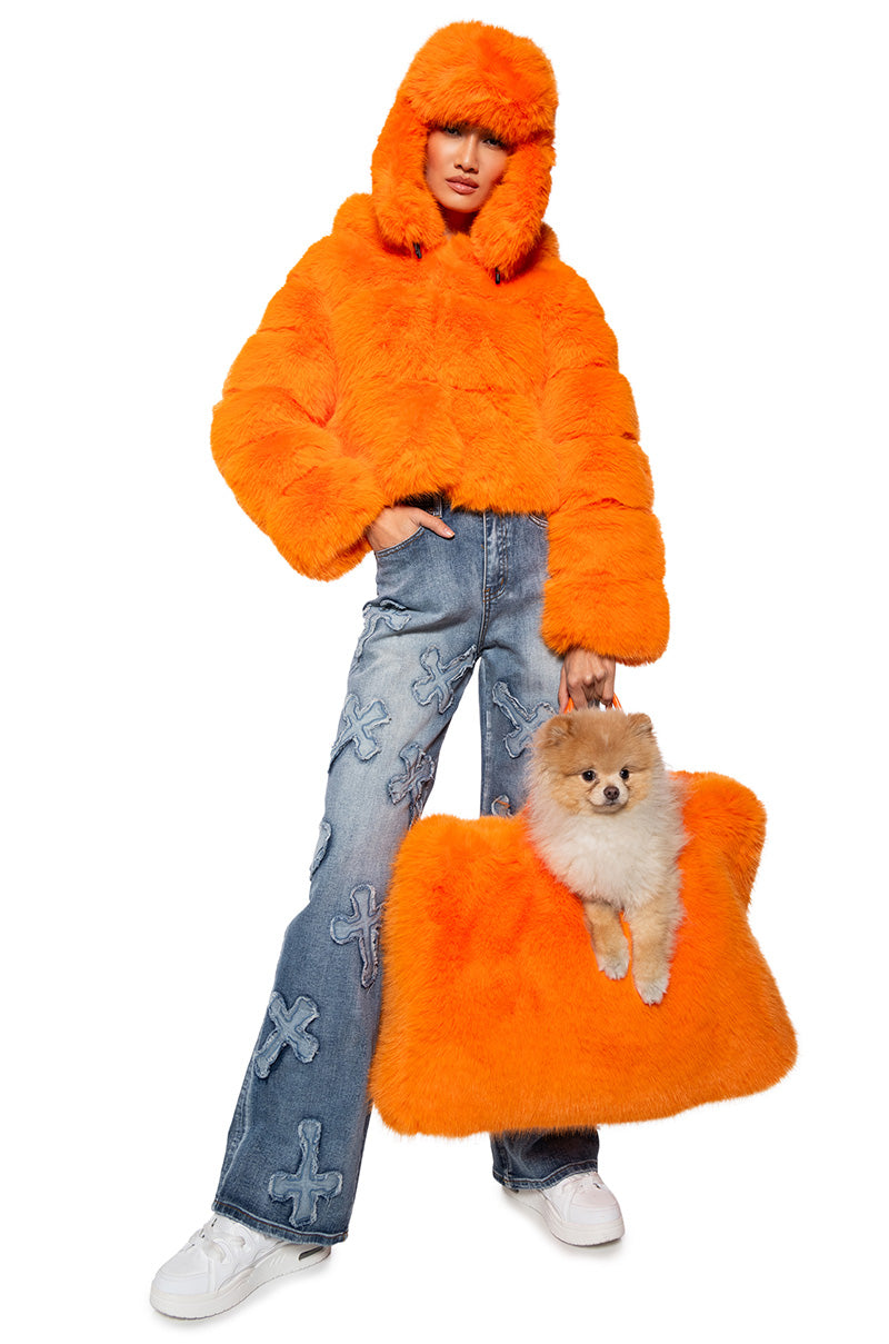 YETI LARGE FAUX FUR TOTE IN ORANGE